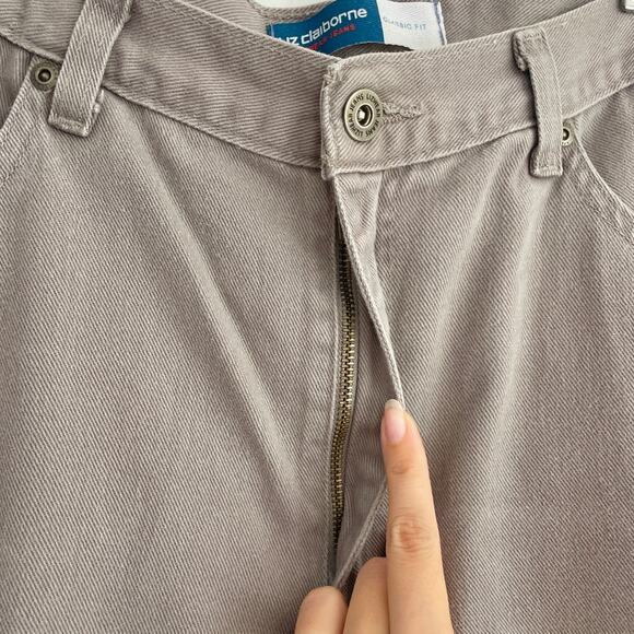 Liz Claiborne – Vintage Gray High Rise Tapered Leg Mom Jeans - Picture 6 of 8